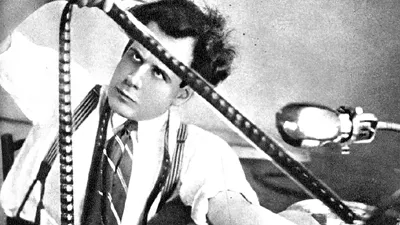 Sergueï Eisenstein sur le montage du film Octobre (1928) - Domaine public